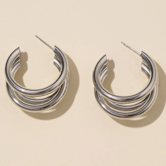 Gold Silver Tone Small Minimalist Hoop Earrings Set - Picture 5 of 6